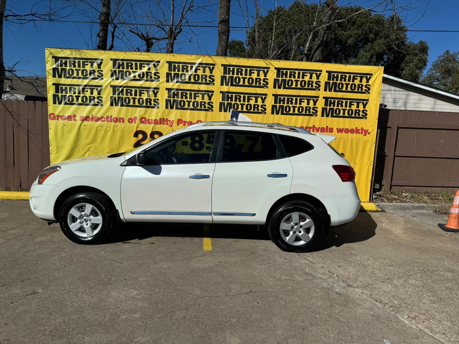 photo of 2015 Nissan Rogue Select S AWD